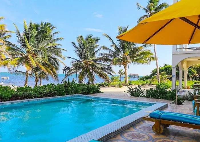 Beachfront With Ocean Views Wifi Partial Ac & Shared Pool Dock Kayaks * San Pedro (Ambergris Caye)